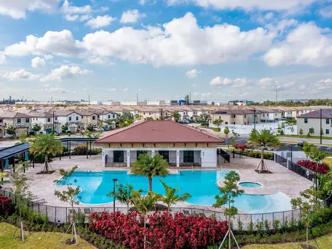 3358 W 112th St #3358, Hialeah, FL 33018 photo 1