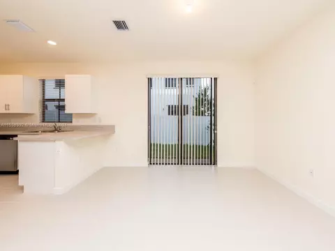 Other - 3358 W 112th St #3358, Hialeah, FL 33018 photo 2 of 18