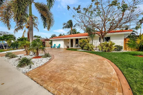 420 SE 4th Ave, Pompano Beach, FL 33060