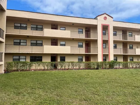 3399 Foxcroft Rd #110, Miramar, FL 33025