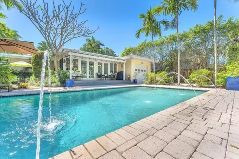 1307 Taylor St, Hollywood, FL 33019