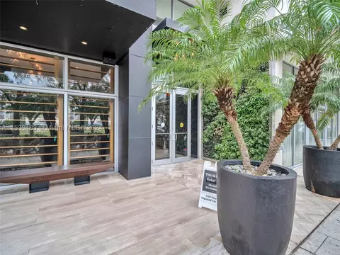 3470 E Coast Ave #H0504, Miami, FL 33137
