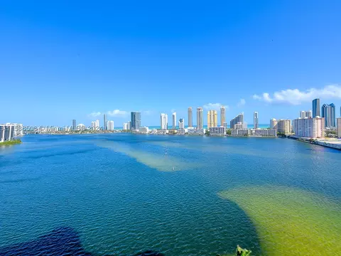 2600 Island Blvd #1804, Aventura, FL 33160