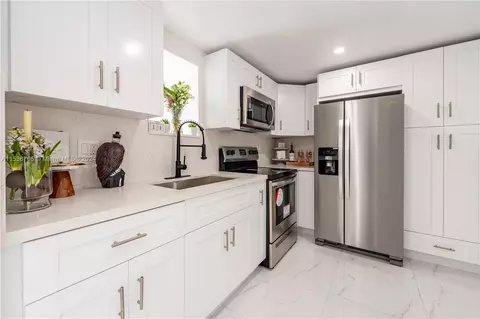 12500 NE 15th Ave #506, North Miami, FL 33161