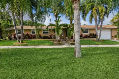 1600 N 35th Ave, Hollywood, FL 33021