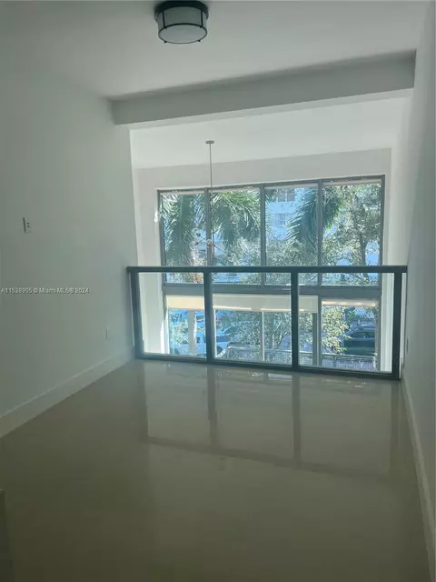 6000 Collins Ave #307, Miami Beach, FL 33140