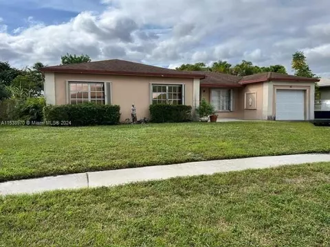 8271 NW 66th Ter, Tamarac, FL 33321