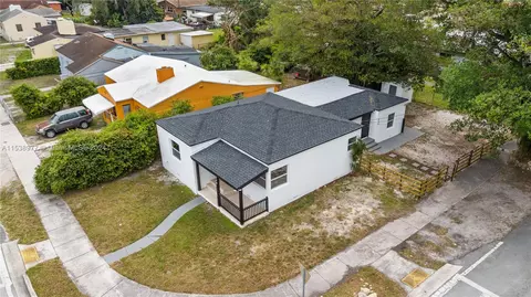 954 NW 75th St, Miami, FL 33150