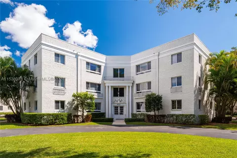 2845 Granada Blvd #2A, Coral Gables, FL 33134 photo 3