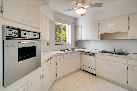 2845 Granada Blvd #2A, Coral Gables, FL 33134 photo 13