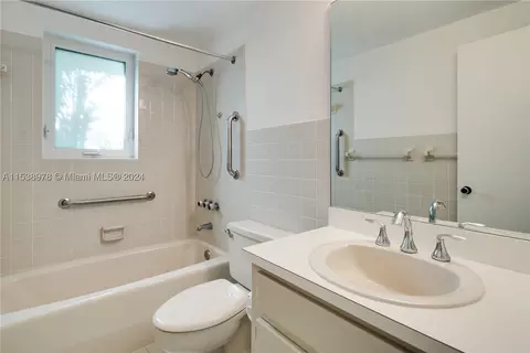 2845 Granada Blvd #2A, Coral Gables, FL 33134 photo 20