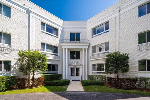2845 Granada Blvd #2A, Coral Gables, FL 33134 photo 28