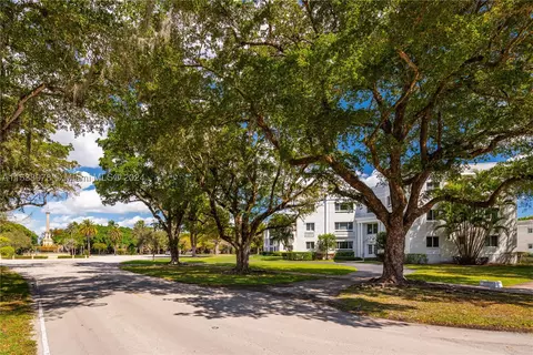 2845 Granada Blvd #2A, Coral Gables, FL 33134 photo 22