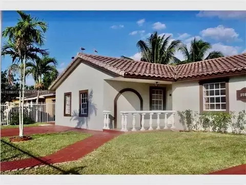 25919 SW 132nd Pl, Homestead, FL 33032