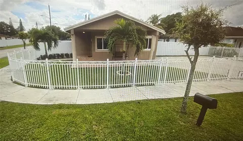 3500 NW 213th St, Miami Gardens, FL 33056