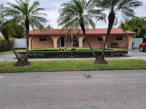2760 SW 92nd Ct, Miami, FL 33165