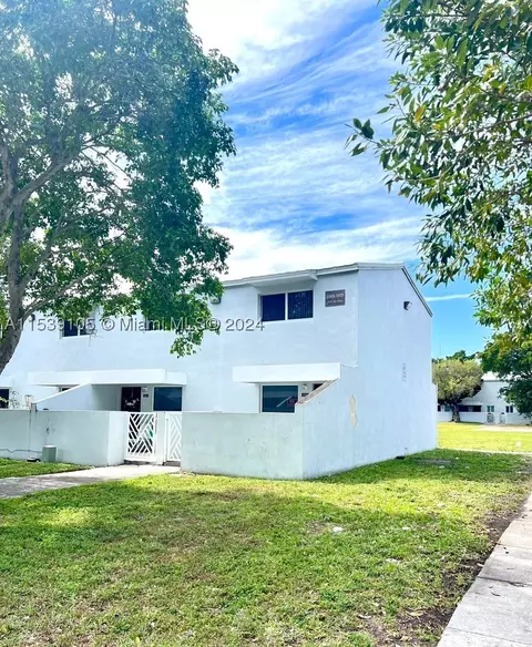 1975 NW 5th Pl #436, Miami, FL 33136