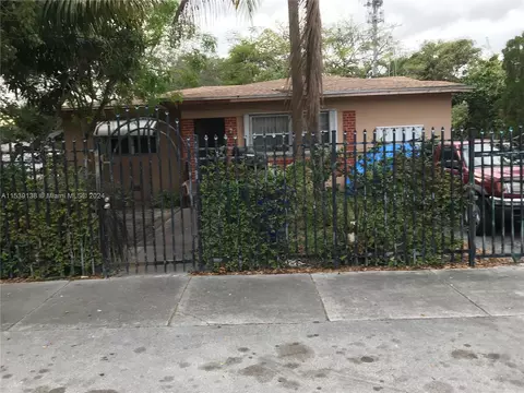 5850 NE 3rd Ave, Miami, FL 33137
