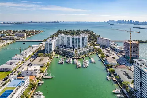 7900 Harbor Island Dr #1505, North Bay Village, FL 33141