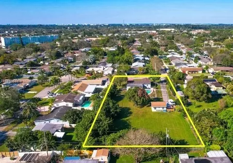 7220 Cody St, Hollywood, FL 33024