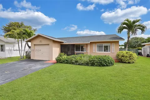 7304 Westwood Dr, Tamarac, FL 33321