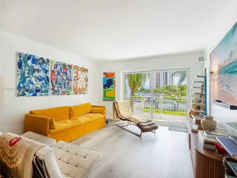 1631 NE 114th St #209, Miami, FL 33181