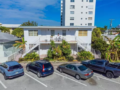7800 Byron Ave #4, Miami Beach, FL 33141