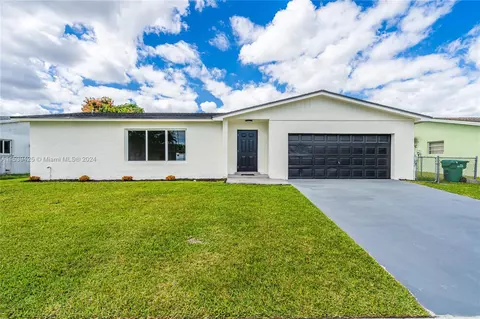 16912 SW 107th Pl, Miami, FL 33157