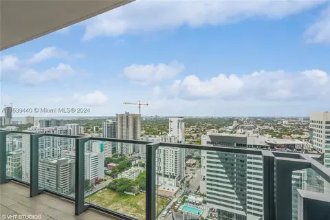 88 SW 7th St #2508, Miami, FL 33130