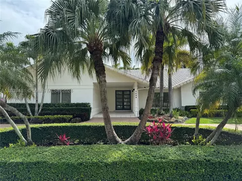 7438 SW 168th Ter, Palmetto Bay, FL 33157