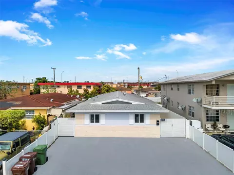 329 W 18th St, Hialeah, FL 33010