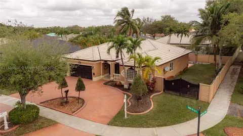 16239 NW 91st Ct, Miami Lakes, FL 33018