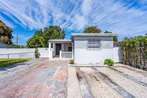 547 E 35th St, Hialeah, FL 33013
