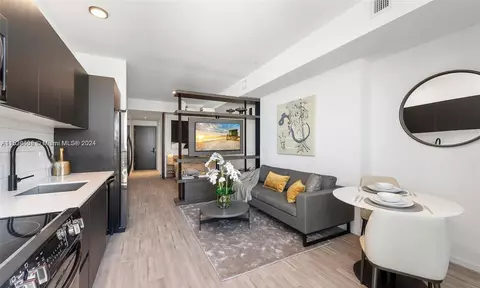 398 NE 5th St #1805, Miami, FL 33132