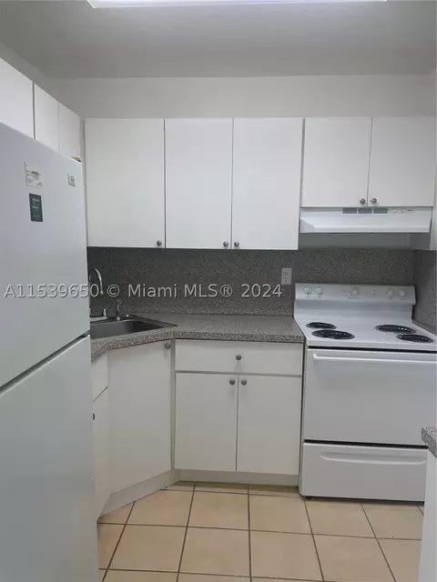 17255 SW 95th Ave #454, Palmetto Bay, FL 33157