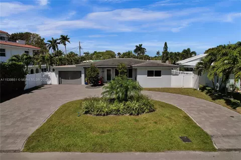 267 Oceanic Ave, Lauderdale By The Sea, FL 33308