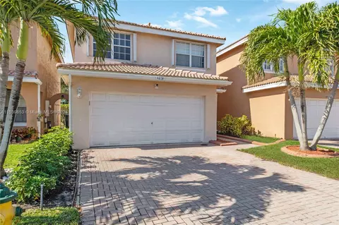 6870 NW 38th Dr, Lauderhill, FL 33319