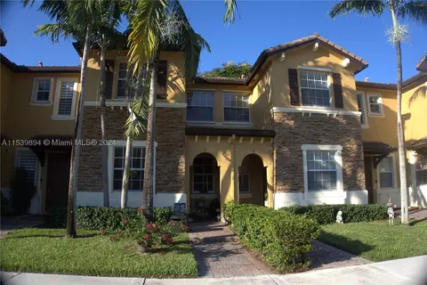 9143 SW 227th St #3, Cutler Bay, FL 33190