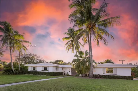 15940 SW 85th Ave, Palmetto Bay, FL 33157