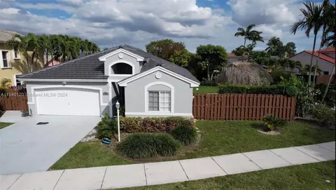 8151 SW 160th Ave, Miami, FL 33193