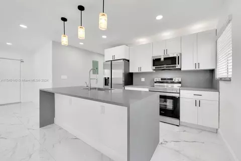 1333 NW 9th Ave, Fort Lauderdale, FL 33311