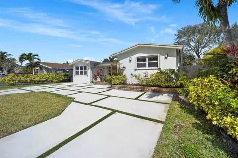 7431 Taylor St, Hollywood, FL 33024