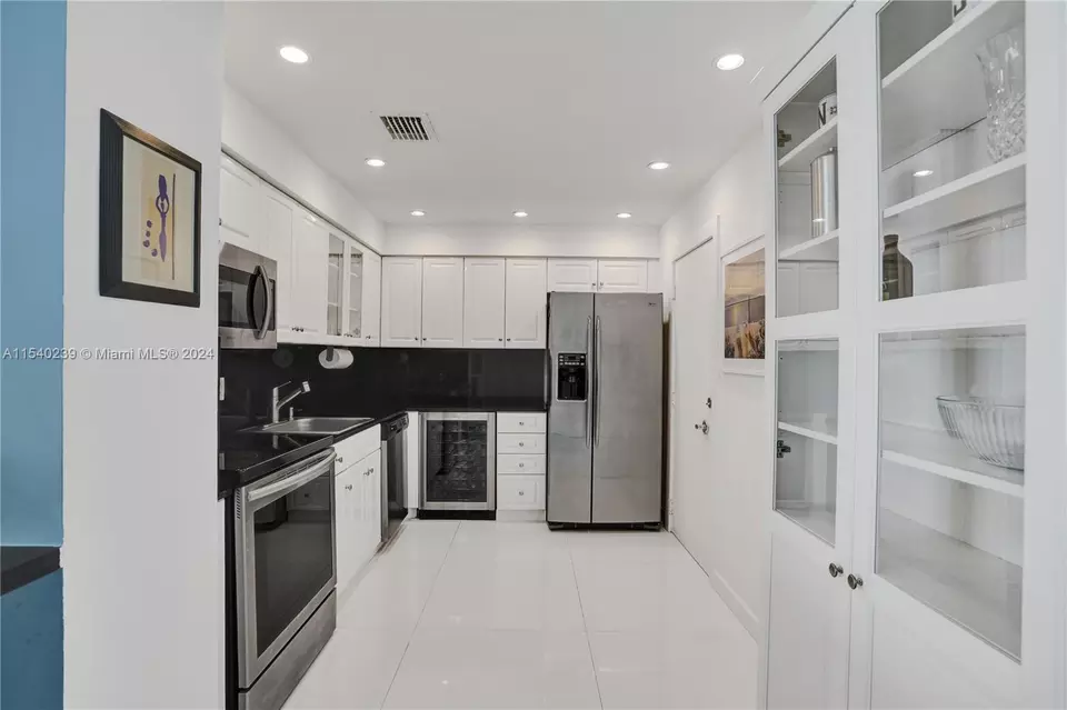  6770 Indian Creek Dr #TS-P, Miami Beach, FL 33141 photo 12