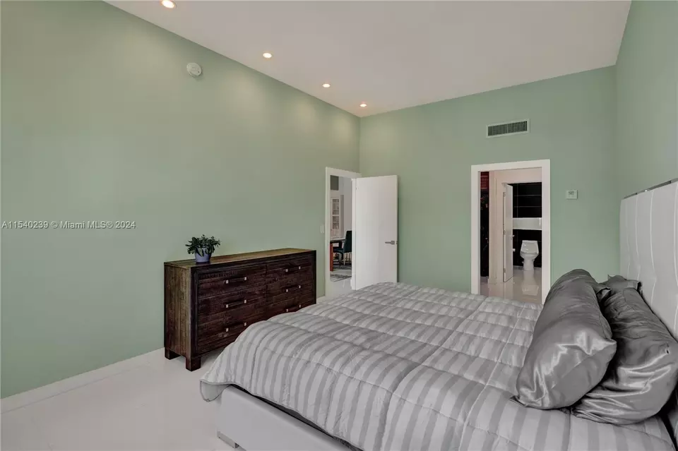  6770 Indian Creek Dr #TS-P, Miami Beach, FL 33141 photo 19