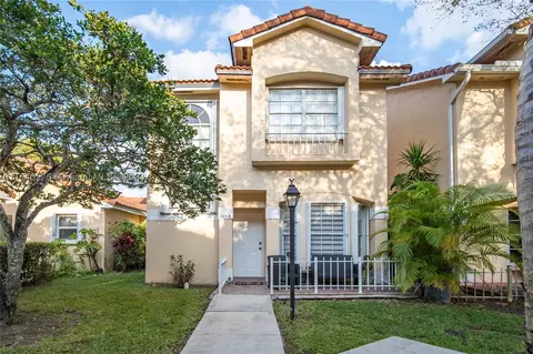 11068 SW 152nd Ct, Miami, FL 33196