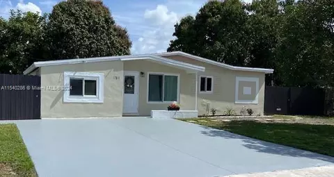 17811 NW 54th Ct, Miami Gardens, FL 33055