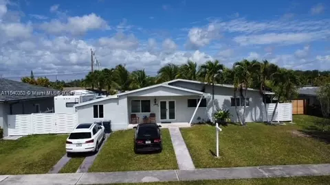 12465 SW 187th St, Miami, FL 33177