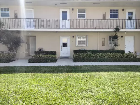 2132 NE 36th St #72, Lighthouse Point, FL 33064