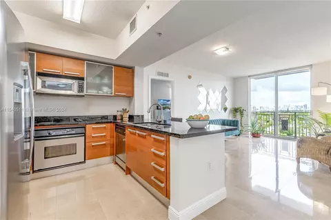 2030 S Douglas Rd #719, Coral Gables, FL 33134