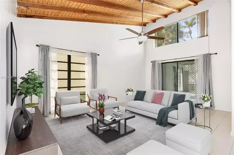 1144 NW 98th Ter #135, Pembroke Pines, FL 33024